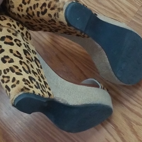 Kelsi Dagger leopard wedge size 7 - Picture 6 of 9